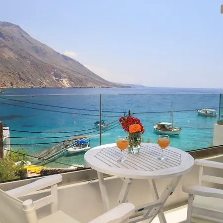 Molos Hotel apartamentowy Loutro